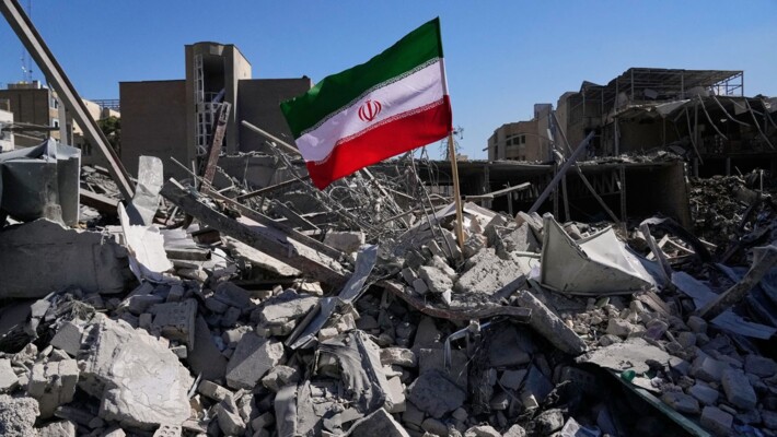 الحكومة الإيرانية: مقتل 216 امرأة و198 طفلًا جراء الهجمات الأميركية- الإسرائيلية على إيران