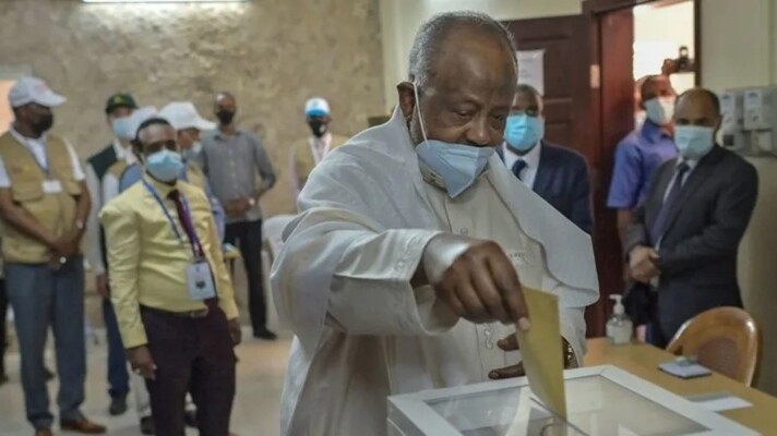 إعادة انتخاب رئيس جيبوتي إسماعيل جيله بـ98 بالمئة من الأصوات