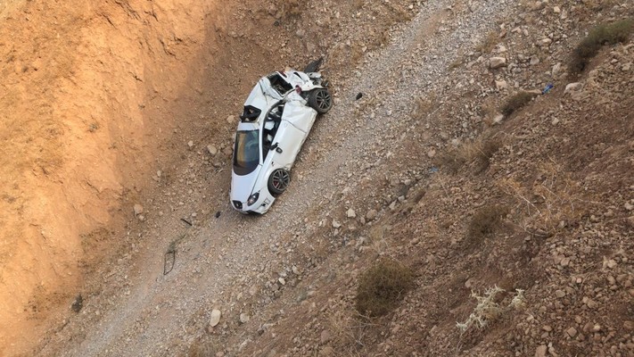 التحكم المروري: جريح نتيجة تدهور سيارة محلة جرود القاع