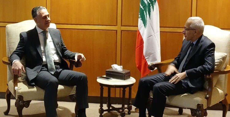 وزير الصناعة والتجارة الأردني وصل إلى بيروت للمشاركة بأعمال اللجنة التحضيرية اللبنانية- الأردنية
