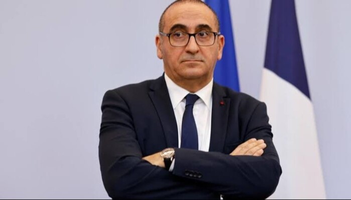 وزير الداخلية الفرنسي: سنشدد ضبط الحدود مع إسبانيا بعد تدفق آلاف المهاجرين غير النظاميين الى جيب سبتة الحدودي