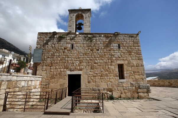 لبنان وإهدنه