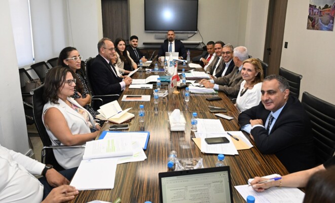 اجتماع في وزارة المالية للجنة مراجعة وإعادة صياغة مشروع قانون ضريبة الدخل