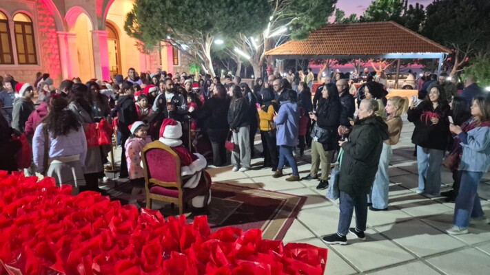 إضاءة شجرة الميلاد في الشويفات بأجواء احتفالية جامعة