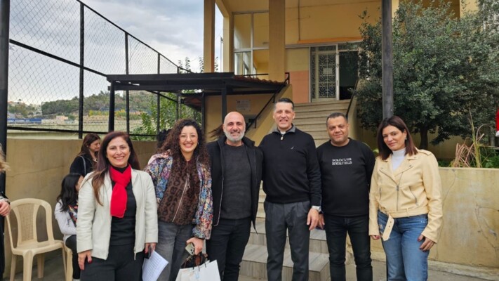 جمعية من حقي الحياة وجمعية نهاد الشامي وكسوة يزرعون الفرح في قلوب أطفال تكميلية الفيدار الرسمية