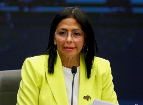 الرئيسة الفنزويلية: عدد السجناء السياسيين المفرج عنهم بلغ 1,046 سجينًا