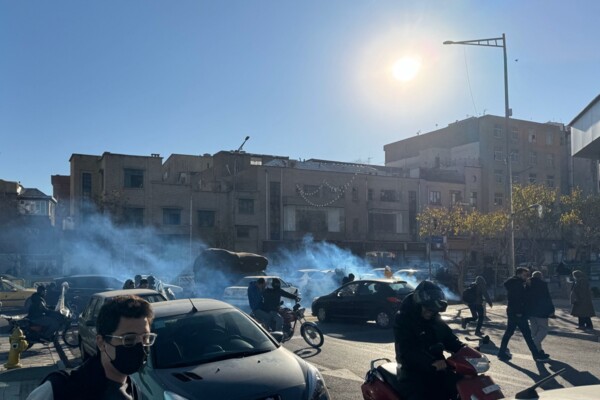 مواجهات بين متظاهرين وقوات الأمن في جنوب غرب إيران