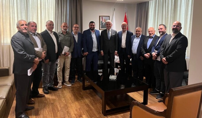 عيسى الخوري بحث مع تجمّع صناعيّي الضاحية الجنوبيّة أوضاع المصانع المتضرّرة