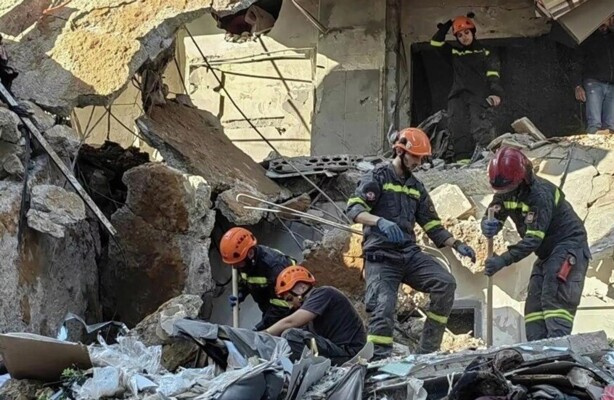 لبنان: بوجود أصدقاء مثل النظام الإيراني وترامب... لا حاجة الى أعداء