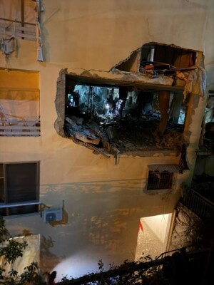 معلومات الـLBCI : تبين ان الشقة في عين سعادة إستُهدفت بقنبلتي طيران بحسب التحقيقات الأولية