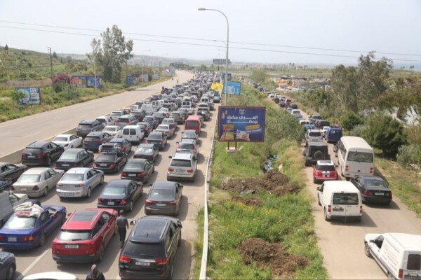 زحمة خانقة على طريق برج رحال مع تواصل عودة الأهالي إلى الجنوب