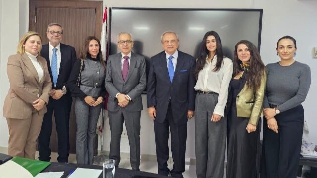 البساط بحث مع حبيب دور مصرف الإسكان ودعم القروض