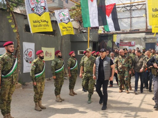 لقاء مرتقب بين دمشقية والفصائل الفلسطينية لحسم ملف السلاح... وحقوق اللاجئين