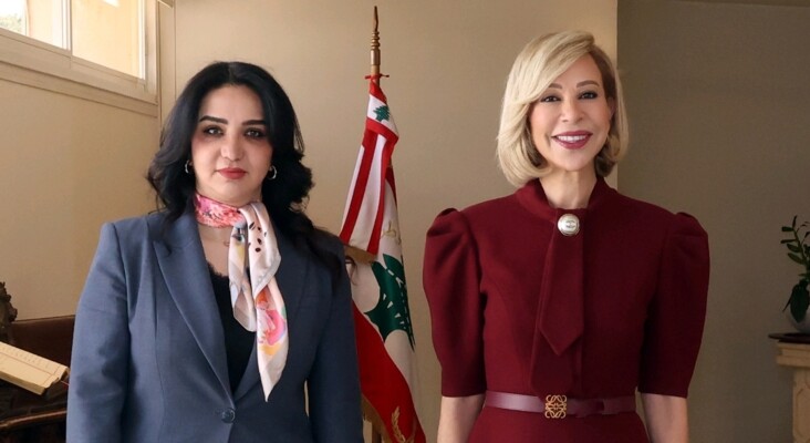 السيدة الاولى استبقلت القائمة بالاعمال العراقية وشكرتها على المساعدات الإنسانية والإغاثية للنازحين