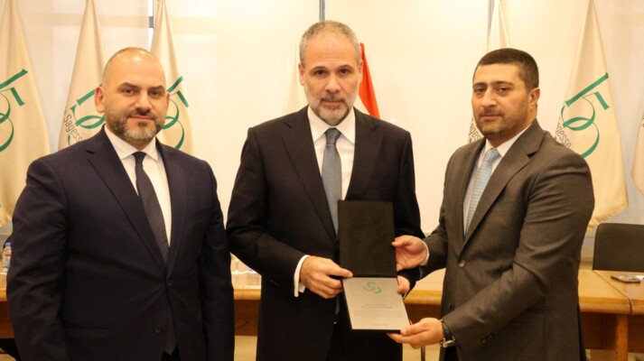 نقيب المحامين زار جامعة الحكمة مؤكدا استمرار التعاون: الطريق إلى البعيد يبدأ من مقعد صغير