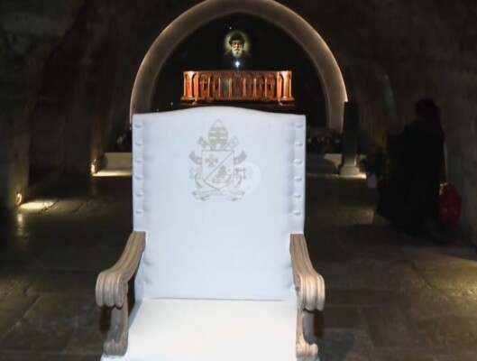 هدايا روحية وتاريخية ستقدم للبابا لاوون خلال زيارته الى لبنان