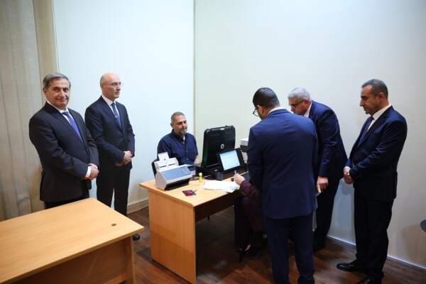 الحجار أطلق خدمة البصمة البيومترية في السفارة اللبنانية في قطر: الدولة عازمة على بسط سلطتها