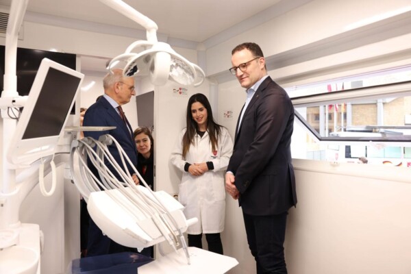 وفد برلماني ألماني يزور مشاريع منظمة مالطا في بيروت ويؤكد دعمه للبنان