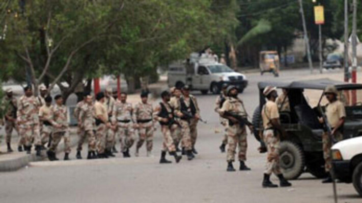 "أ ف ب": مقتل 12 جنديا باكستانيا في هجوم لطالبان