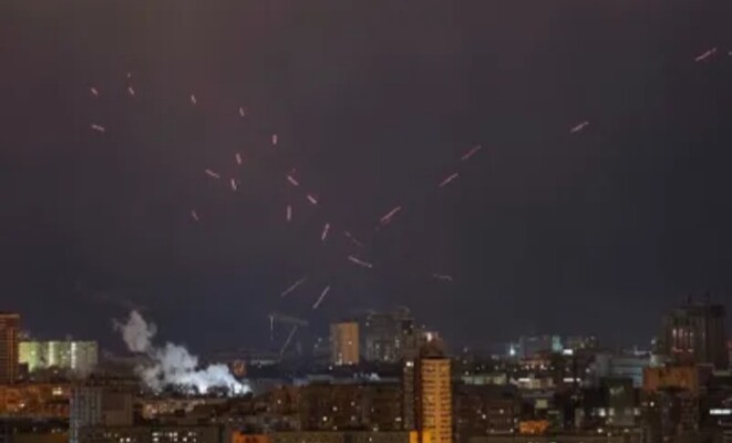 القوات الجوية الأوكرانية: أسقطنا 69 مسيّرة روسية من بين 96 استهدفت عدة مناطق ليلًا