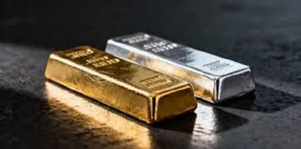 سعر الفضة تجاوز 65 دولارا للأوقية للمرة الأولى والذهب ارتفع إلى 4321.56 دولارا