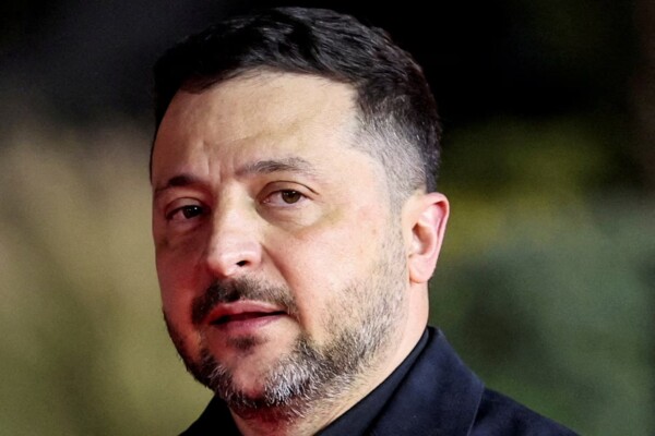 زيلينسكي: أوكرانيا استلمت منصة إطلاق صورايخ من ألمانيا