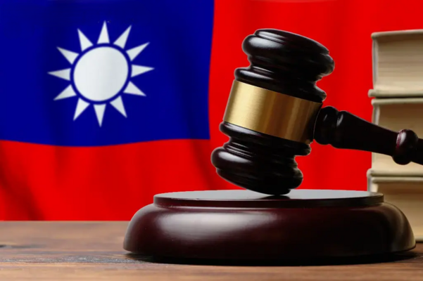 محكمة تايوانية حكمت بالسجن على 6 عسكريين سابقين بتهمة التجسس لصالح الصين