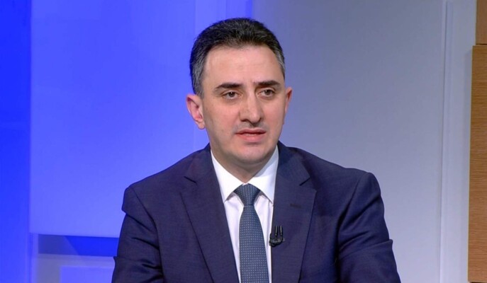 رازي الحاج: إعادة الإعمار لا يمكن أن تموَّل من جيوب دافعي الضرائب والمحرومين من حقوقهم