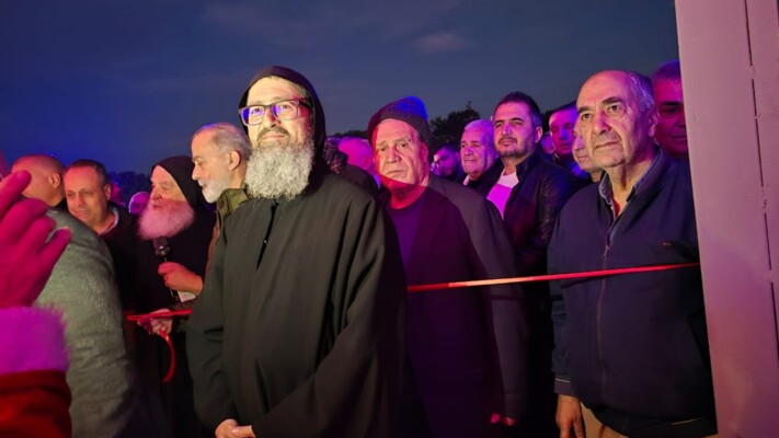 افتتاح مغارة ميلادية على مساحة 2200 متر مربع في مجدلون بالبقاع بحضور فعاليات رسمية ودينية