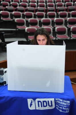 الأب الخوري بمناسبة انتخابات الهيئة الطلابية بجامعة سيدة اللويزة: الديمقراطية هي الوسيلة التي تمكننا من احترام الرأي الآخر