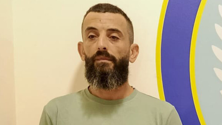 قوى الأمن أوقفت 3 بجرائم مخدرات وإطلاق نار وعممت صورة موقوف من عصابة احتيال تنشط بين لبنان والبرازيل