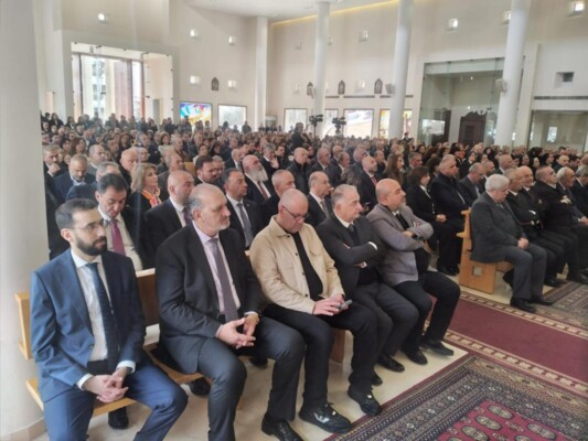 المطران جوزف معوض يترأس قداس عيد مار مارون