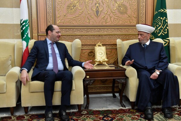 مراد زار دريان: التفاوض لا يكتسب شرعيته إلا من التوافق الوطني والالتزام بمقررات قمة بيروت 2002 وقمة الرياض