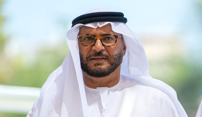 قرقاش عن النقاش حول مضيق هرمز: لا يمكن الوثوق بأي ترتيبات إيرانية أحادية أو التعويل عليها