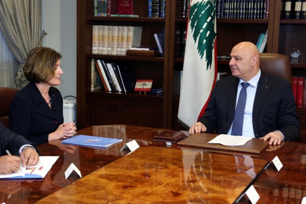 الرئيس عون بحث مع نائبة المدير العام لمنظمة "الفاو" تداعيات الحرب على القطاع الزراعي ودعم المزارعين