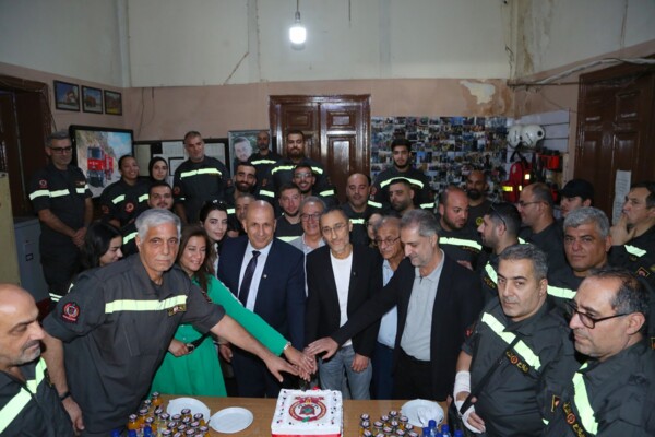 المدير العام للدفاع المدني جال على مراكز الدفاع المدني في ضاحية بيروت الجنوبية وتسلّم آلية إطفاء بعد إعادة صيانتها