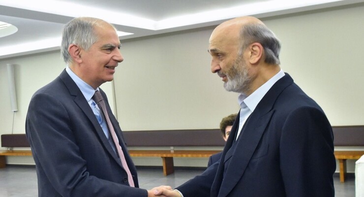 جعجع بحث مع ماغرو في التطورات ومساعي فرنسا لوقف التصعيد