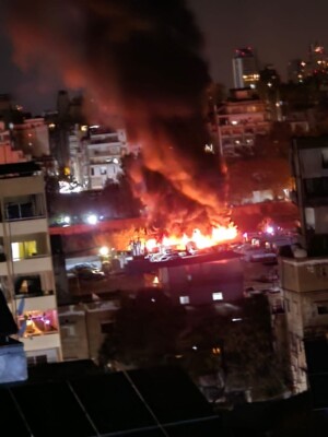حريق في منطقة أرض جلول في بيروت ومناشدات لإخماده قبل أن يمتد