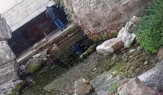 انخفاض كبير في منسوب مياه نبع الصفا في وادي خالد يثير قلقًا من تفاقم الجفاف
