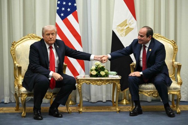 الرئيس المصري: ترامب هو الوحيد القادر على تحقيق السلام في المنطقة واتفاق غزة إنجاز رائع