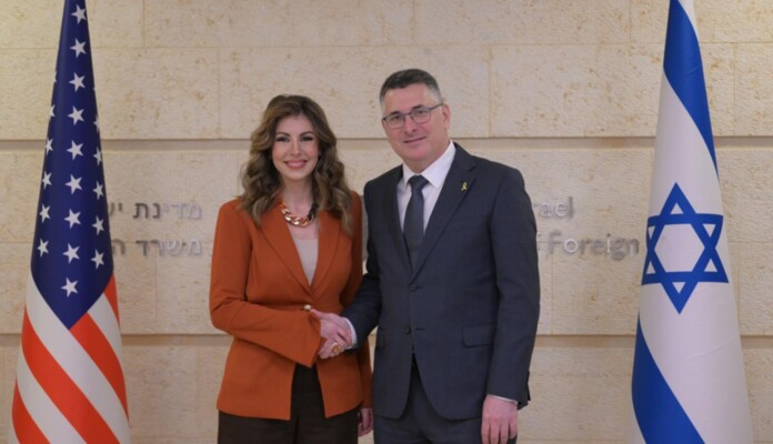 وزير الخارجية الإسرائيلي: أجريت نقاشًا جيدًا مع أورتاغوس وتفكيك سلاح حزب الله أمر حاسم لمستقبل لبنان وإسرائيل