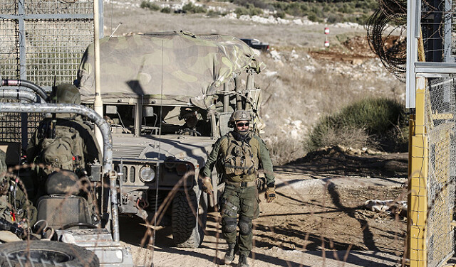 الجيش الإسرائيلي يحذر سكان الشمال من تصاعد وتيرة القذائف من حزب الله نحو الشمال في الساعات القريبة