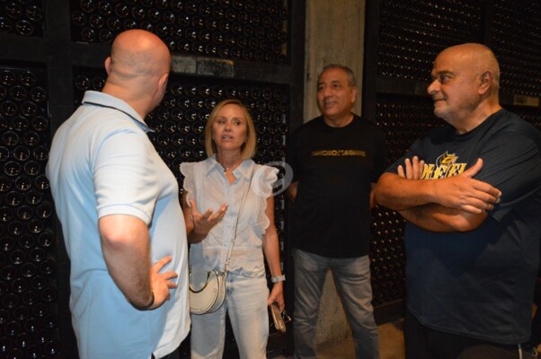 جولة إعلامية فنية في شاتو سان توماس دعما لإنتاج النبيذ اللبناني