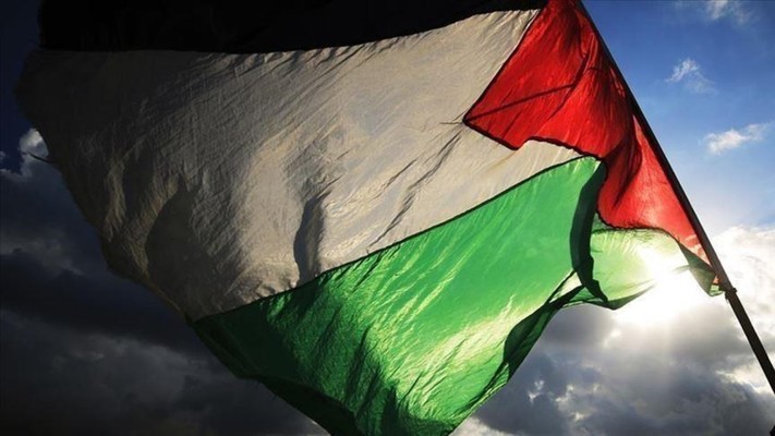 الحكومة الفلسطينية خفضت رواتب موظفيها 25 في المئة