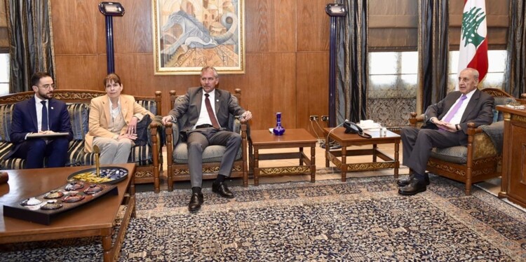 وفد من الصليب الأحمر الدولي زار بري مؤكدًا حضوره بالميدان: نواصل تقديم الدعم للمتضررين