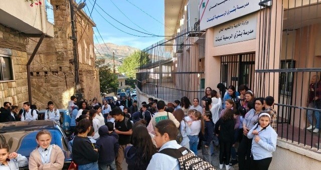 اعتصام لأهالي تلاميذ مدرسة بشري للمطالبة بمعالجة النقص في الهيئة التعليمية