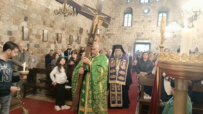 الطوائف المسيحية التي تتبع التقويم الشرقي في عكار أحيت رتبة دفن المصلوب