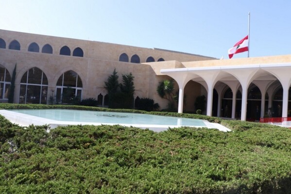 "النشرة": انتهاء جلسة مجلس الوزراء وقرار مرتقب باعتبار النشاط الأمني والعسكري لحزب الله خارجًا عن القانون