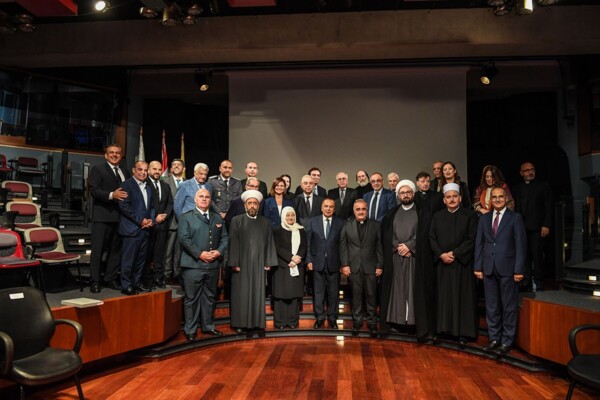 جامعة سيدة اللويزة نظمت ندوة بعنوان الكيانية اللبنانية: مسيرة نحو تحقيق الانتماء بالتعاون مع الرابطة المارونية