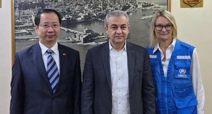 ممثلة مفوضية اللاجئين وسفير الصين اطلعا ​على أعمال الإغاثة وإيواء النازحين بصيدا وأكدا التزامهما تقديم المساعدات